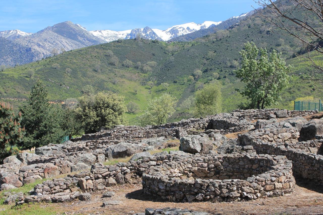 Hostal Rural Luna Y Hostal Rural Lunaposada Candeleda Dış mekan fotoğraf