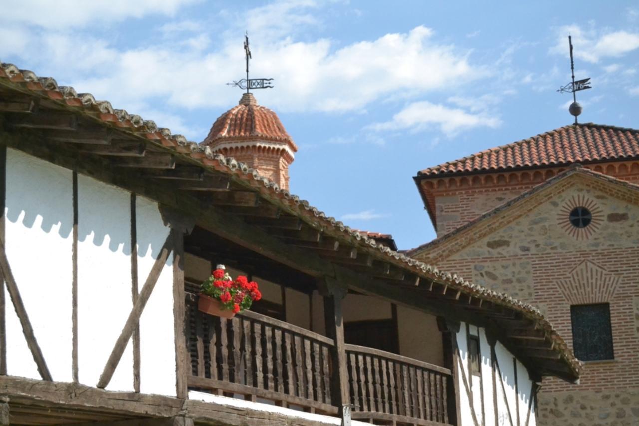 Hostal Rural Luna Y Hostal Rural Lunaposada Candeleda Dış mekan fotoğraf